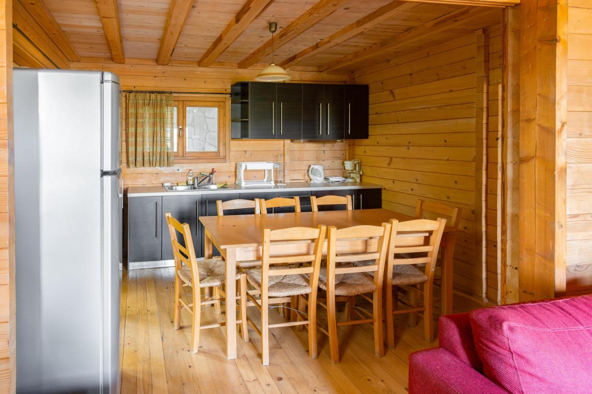 Zeus Village: Finnish Chalet Resort with Pools & Gym Molos  Exterior photo