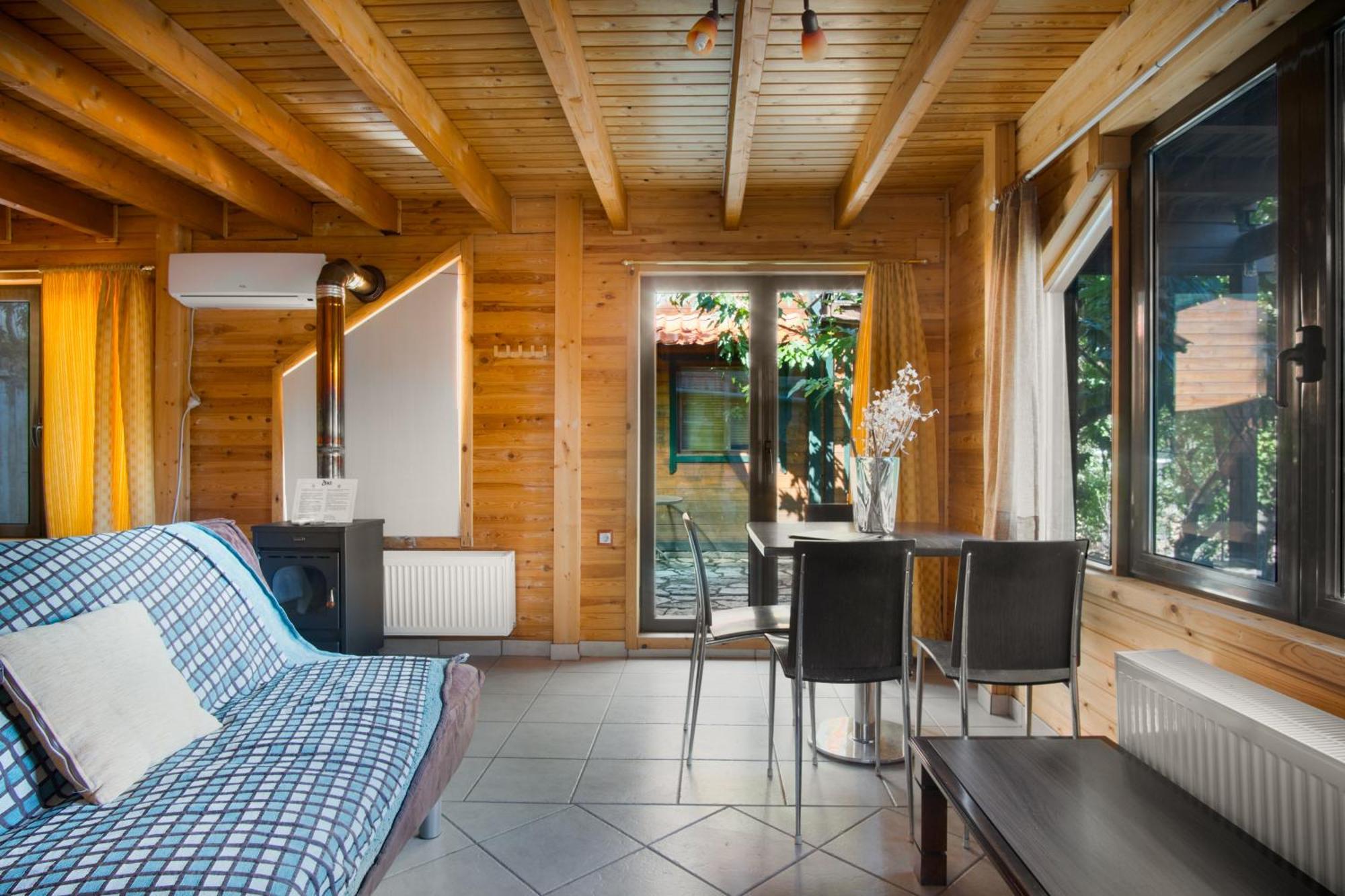 Zeus Village: Finnish Chalet Resort with Pools & Gym Molos  Exterior photo