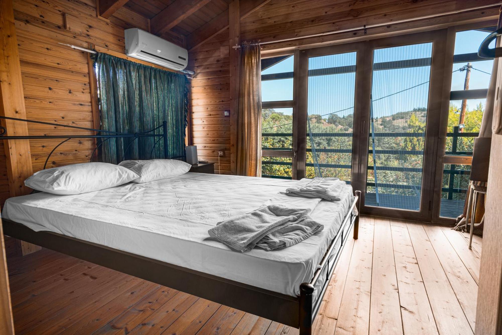 Zeus Village: Finnish Chalet Resort with Pools & Gym Molos  Exterior photo