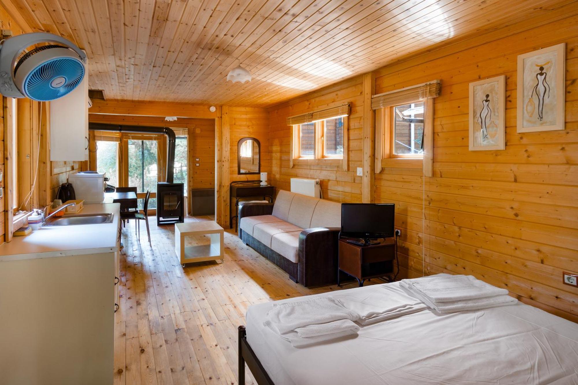 Zeus Village: Finnish Chalet Resort with Pools & Gym Molos  Exterior photo